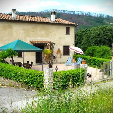 La Cheta Villa Monsagrati Luaran gambar